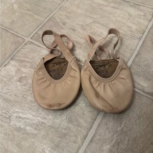Kids Lyrical Shoes in Tan